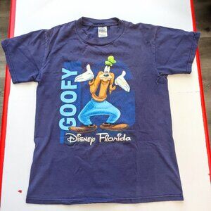 Vintage Disney Goofy T-shirt men's size S purple with graphic design